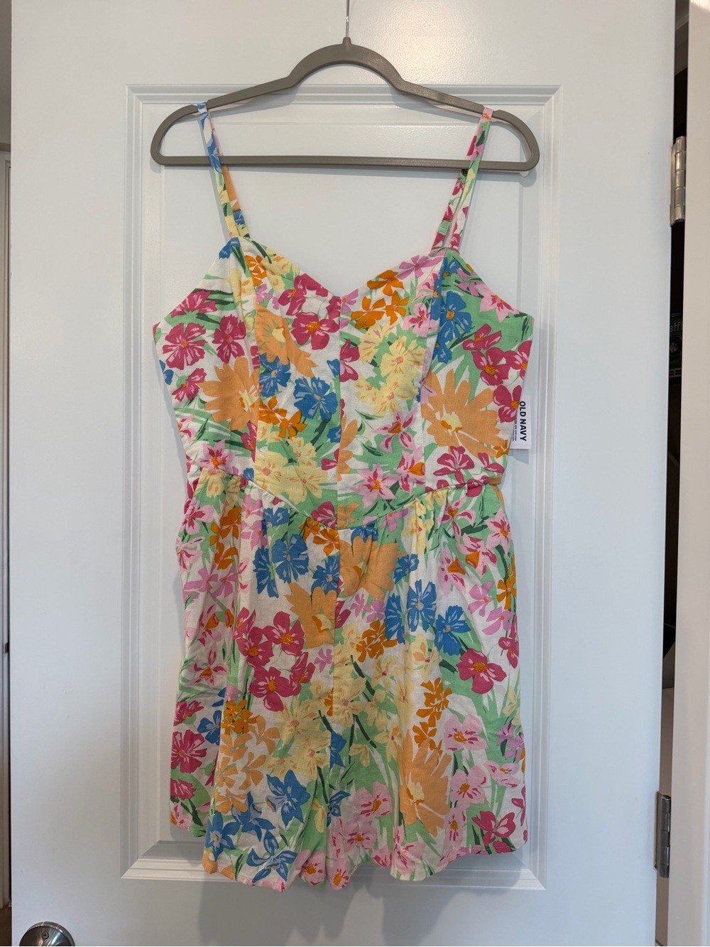 NWT! Old Navy Floral Linen Romper With Pockets